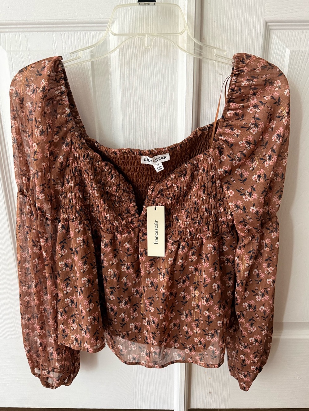 Francesca's Collections rust floral smocked puff sleeve blouse